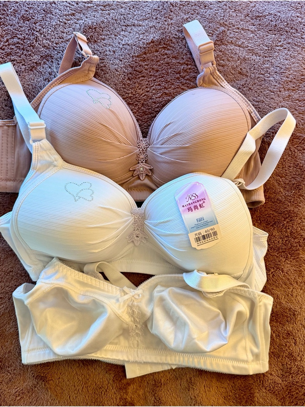 3-Bra Bundle! Bali sports Bra in White + 2-Pack Wireless lightly padded bras